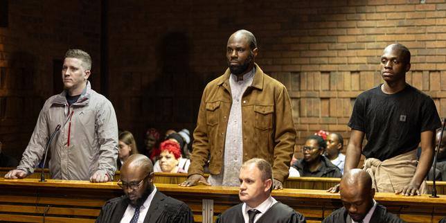 «-je-finirai-par-sortir-de-prision-»-:-la-exfiltracion-tasada-del-supremaciste-negro-kemi-seba,-arrestada-en-africa-del-sur-con-una-nostalgia-del-apartheid-cerca-de-los-rusos