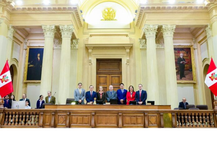 congreso-inaugura-restaurado-hemiciclo-del-senado-a-semanas-del-retorno-de-la-bicameralidad