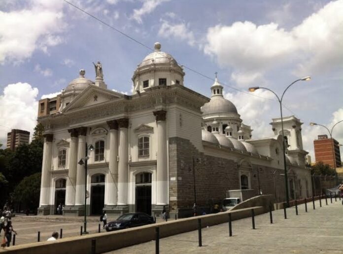 basilica-de-santa-teresa-queda-bajo-evaluacion-tras-danos-estructurales-ocasionados-por-los-terremotos