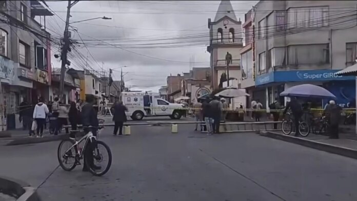 la-frontera-entre-colombia-y-ecuador-cumple-24-horas-bloqueada;-ipiales-esta-aislado-del-resto-del-pais.