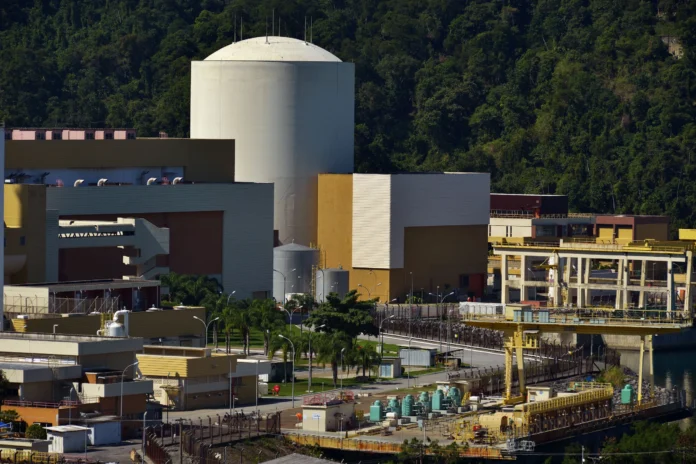 brasil-lanza-un-salvavidas-a-su-paralizada-planta-nuclear-angra-3