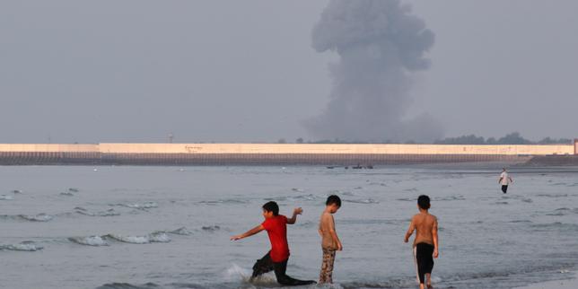 en-direct,-guerre-au-moyen-orient:-les-etats-unis-ont-lance-«-una-nouvelle-serie-de-frappes-contre-l’iran-»,-des-explosions-a-l’est-de-bandar-e-abbas