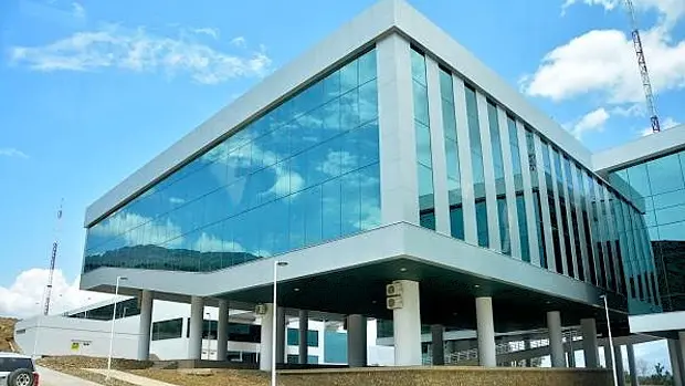 investigan-a-6-exautoridades-por-construccion-de-sede-de-unasur