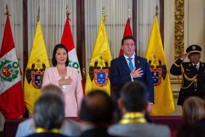 keiko-fujimori-y-renzo-reggiardo-encabezaron-la-ceremonia-del-205o-aniversario-de-la-declaracion-de-la-independencia