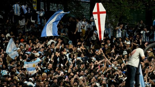 ‘¡por-las-malvinas,-por-diego!’-la-alegria-del-mundial-se-apodera-de-buenos-aires
