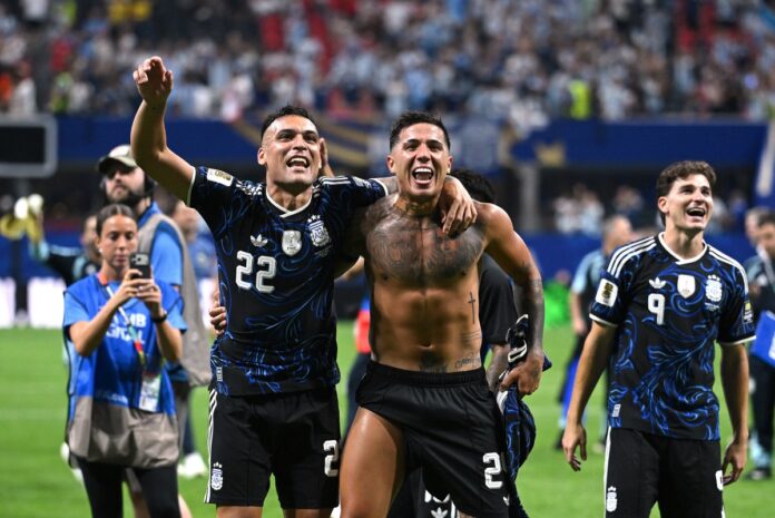 argentina-muestra-su-adn-ganador-para-remontar-ante-inglaterra-y-clasificar-a-la-final