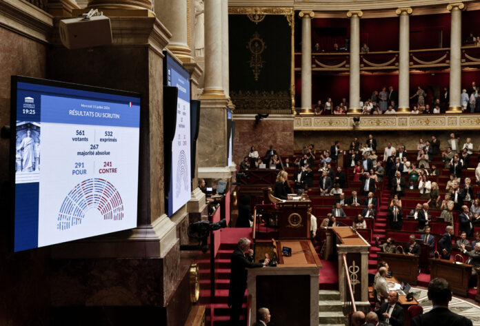 francia-aprueba-definitivamente-la-ley-que-legaliza-la-eutanasia-y-el-suicidio-asistido