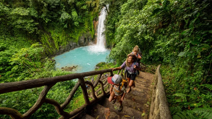 las-llegadas-de-turistas-a-costa-rica-aumentan-un-7,8%-en-el-primer-semestre-de-2026,-aunque-junio-baja-ligeramente