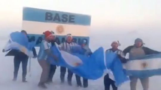 mundial-2026:-asi-se-festejo-el-triunfo-de-la-argentina-ante-inglaterra-en-el-fin-del-mundo