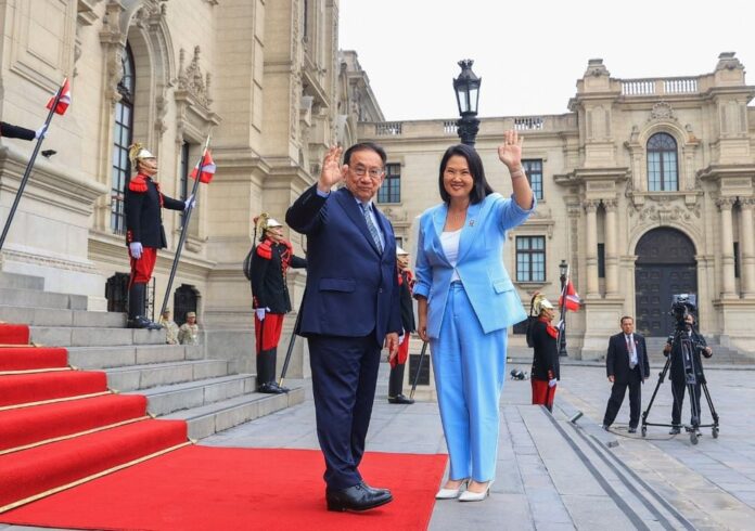 keiko-fujimori-tras-reunirse-con-balcazar:-nos-preocupa-la-llegada-del-fenomeno-del-nino-y-vamos-a-enfrentar-a-la-delincuencia