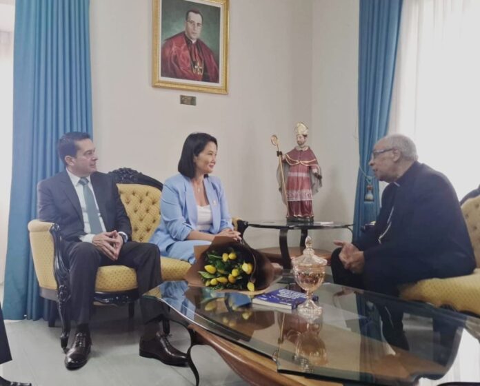 keiko-fujimori-sobre-la-llegada-del-papa-leon-xiv-al-peru:-“el-futuro-gobierno-se-pone-a-disposicion-para-garantizar-que-esta-visita-sea-larga-y-exitosa”