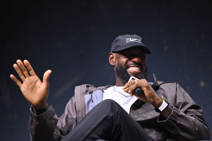 lebron-james-se-mantiene-a-la-nba-en-vilo-sobre-su-proximo-destino
