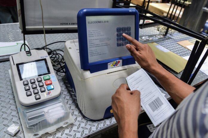 archivos-desclasificados-de-la-cia-revelan-las-tacticas-del-chavismo-para-manipular-el-sistema-de-votacion-electronica-en-venezuela
