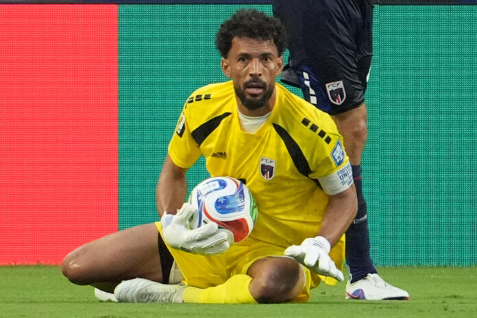 vozinha:-“busco-un-equipo-que-me-quiera-como-futbolista-y-no-por-el-marketing”