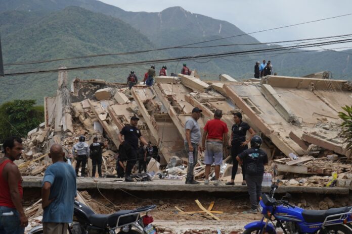 ascendio-a-120-la-cifra-de-portugueses-fallecidos-por-los-terremotos-en-venezuela