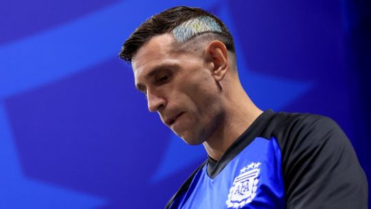 los-actos-heroicos-de-argentina-en-el-mundial-me-conmueven-hasta-las-lagrimas,-dice-el-portero-emiliano-martinez