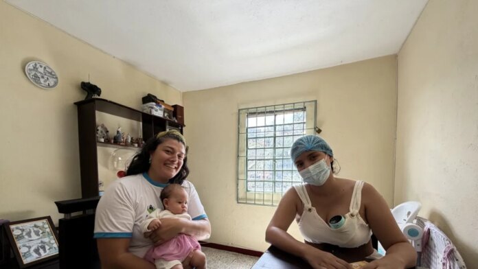hasta-14-frascos-de-leche-materna-por-semana:-la-madre-de-medellin-que-convirtio-su-congelador-en-un-banco-de-vida