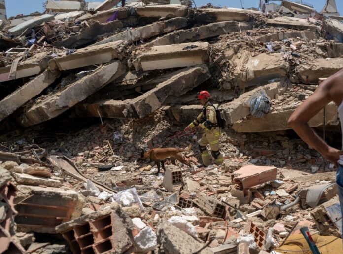suben-a-5.119-los-muertos-por-el-doble-terremoto-del-24-de-junio-en-venezuela