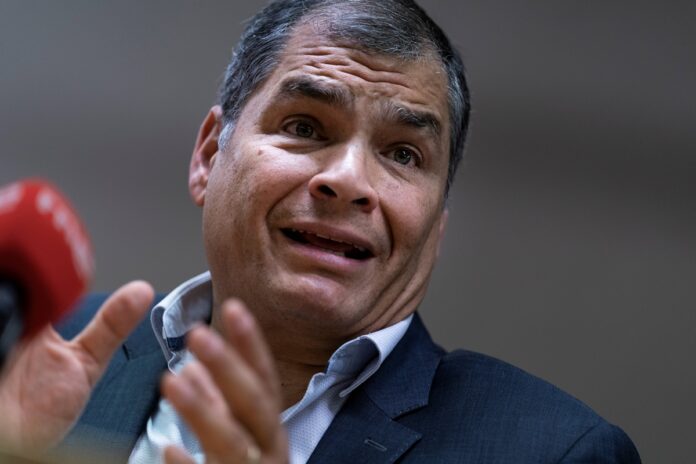 autoridades-electorales-de-ecuador-suspendieron-al-partido-correista-la-vispera-del-cierre-de-candidaturas