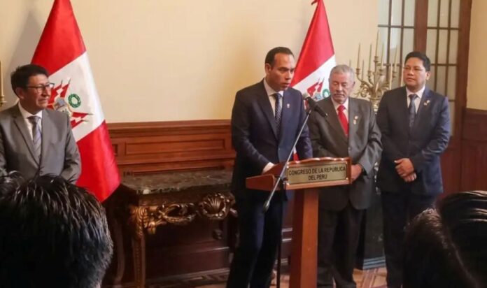 jose-jeri-justifica-condecoracion-del-congreso-pese-a-cuestionamientos:-“claro-que-si-(lo-merezco)”
