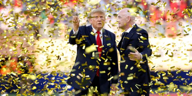 lors-de-la-finale-de-la-coupe-du-monde,-donald-trump-hue-apres-des-semaines-dans-l’ombre