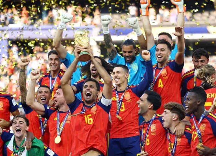 espana-se-corona-campeon-ante-una-corta-seleccion-argentina