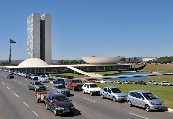 el-gobierno-de-brasil-admite-ahora-un-agujero-de-4.400-millones-de-dolares-en-su-presupuesto-2026