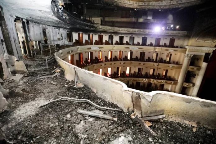 mexico-actua-para-restaurar-el-teatro-peon-contreras-de-merida,-danado-por-el-incendio