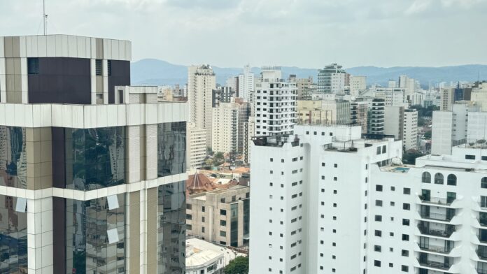 la-economia-de-brasil-apenas-crece-en-mayo,-lo-que-aumenta-las-esperanzas-de-un-recorte-de-tasas
