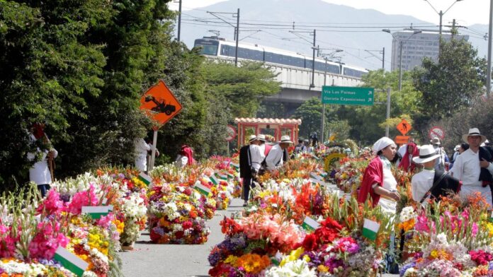 asegure-su-palco:-asi-puede-inscribirse-para-ganar-pases-dobles-a-los-desfiles-de-la-feria-de-las-flores-en-medellin