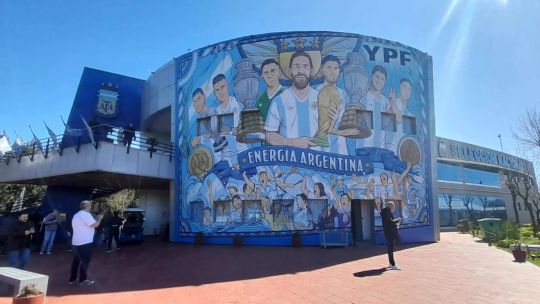 la-seleccion-se-prepara-para-un-regreso-a-casa-discreto-y-sin-messi