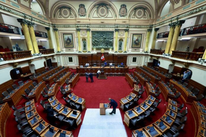 congresistas-cuestionan-posible-bono-de-instalacion-para-parlamentarios