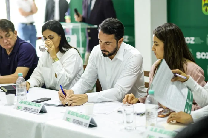 gobernador-sostiene-que-falta-de-recursos-impide-proteger-los-bosques