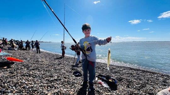 con-premios-y-educacion-ambiental,-llega-un-concurso-de-pesca-a-bahia-san-blas
