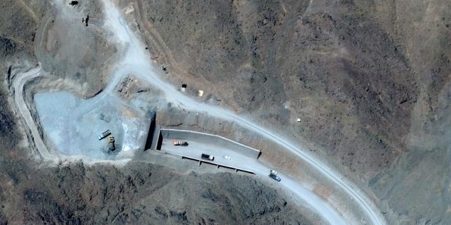 en-directo,-guerra-en-medio-oriente:-donald-trump-afirma-que-la-prochaine-cible-americaine-en-iran-pourrait-etre-«-pickaxe-mountain-»,-un-complejo-nuclear-subterraneo