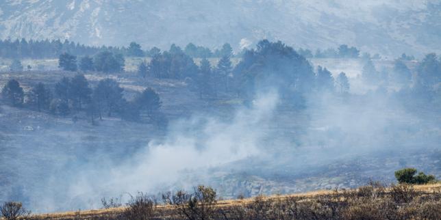 incendies-en-espagne:-32.000-hectareas-brules-al-norte-de-madrid,-ou-«les-fronts»-du-feu-«se-sont-reduits»