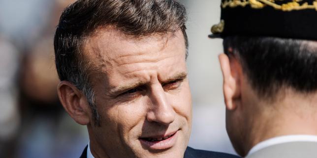 argelia:-emmanuel-macron-asegura-que-francia-n’a-aucun-«-objectif-chiffre-»-concerniente-al-nombre-de-visas-octroyes-et-nie-tout-«-laxismo-»