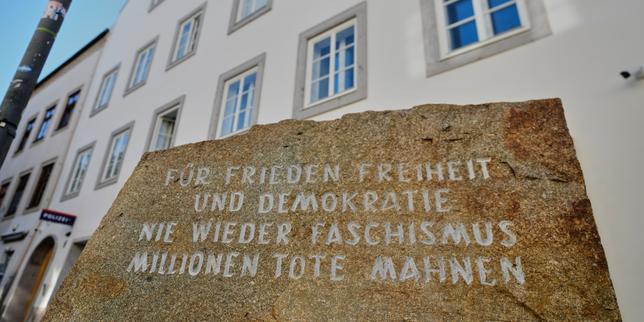 la-maison-natale-d’adolf-hitler,-en-autriche,-a-ete-transformee-en-commissariat