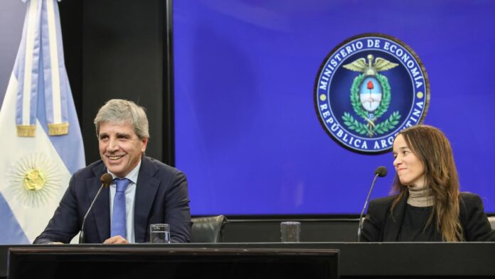 dolares-del-colchon:-luis-caputo-adelanto-que-si-se-paga-el-proximo-vencimiento-de-ganancias-se-asegura-el-tapon-fiscal