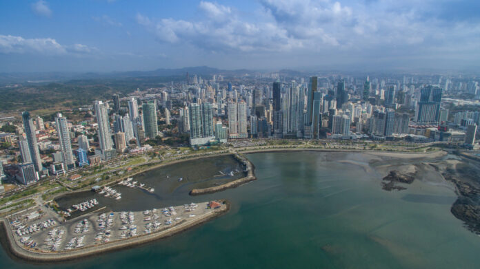refinanciacion-de-deuda-de-panama-impulsa-us$3.300-millones-hasta-2031