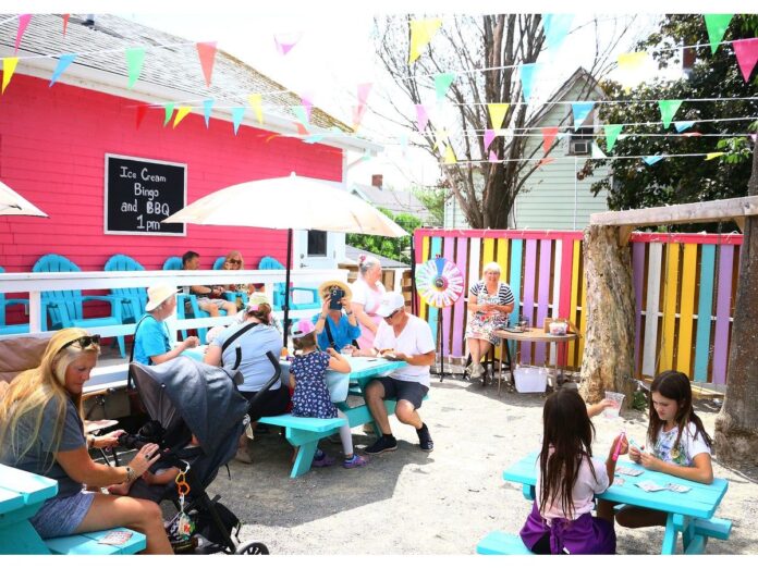 windsor-ice-cream-parlour-helping-non-profits-one-scoop-at-a-time