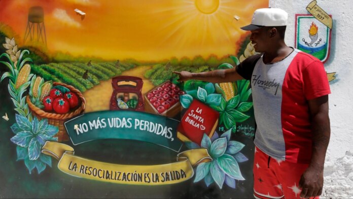 los-jovenes-de-las-pandillas-que-evitan-enfrentarse-entre-si-para-convertirse-en-emprendedores-de-paz-en-el-cauca.