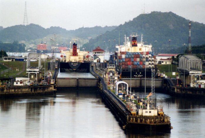 canal-de-panama-vuelve-a-recortar-el-calado-de-los-buques-por-temor-a-el-nino