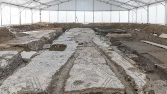 descubren-una-iglesia-de-1.600-anos-debajo-de-una-antigua-pescaderia-italiana