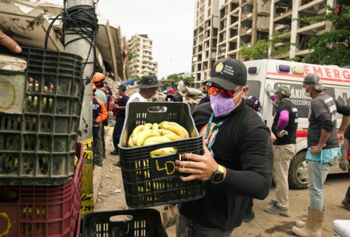 mas-de-30.000-comidas-al-dia-son-distribuidas-por-world-central-kitchen-en-caracas-y-la-guaira-tras-terremotos