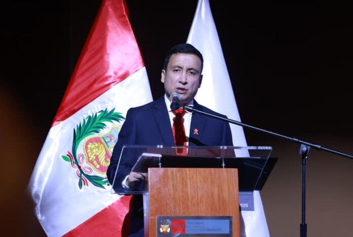 ministro-de-justicia-sobre-pedro-castillo:-“no-hay-ninguna-gracia,-ningun-indulto”