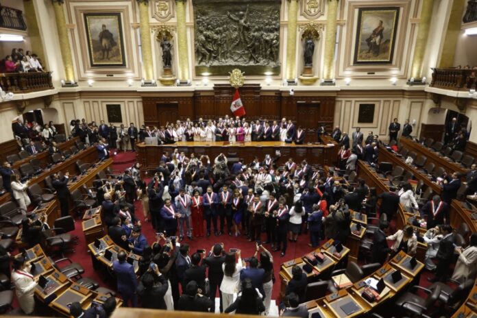 senadores-y-diputados-juran-y-dan-inicio-a-una-nueva-era-bicameral