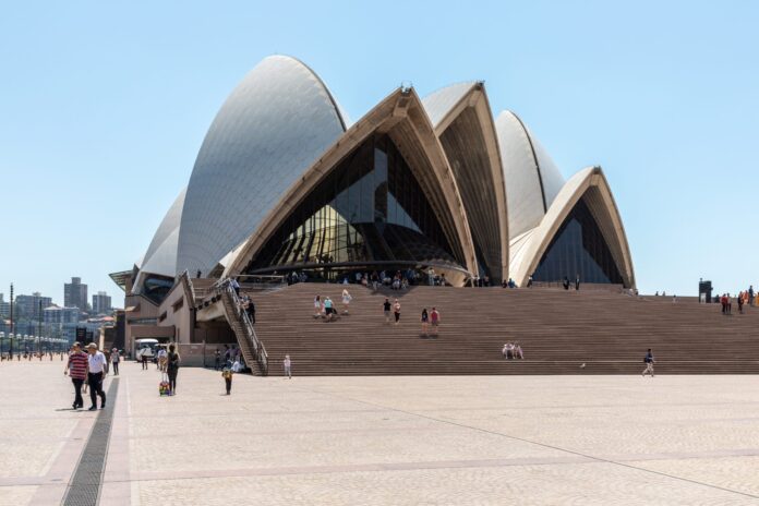 orquesta-chilena-hara-su-historico-debut-en-la-opera-de-sydney