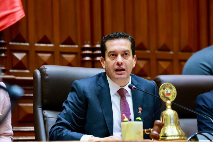 senado:-fuerza-popular-y-renovacion-popular-presentan-primera-lista-de-candidatos-a-la-mesa-directiva-liderada-por-miguel-torres