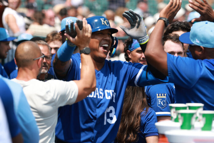 salvador-perez-rompe-el-record-de-george-brett-y-se-convierte-en-el-maximo-jonronero-de-kansas-city